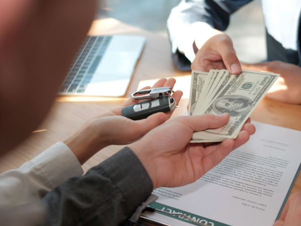 扬中讨债公司分享债务纠纷解决途径对比：诉讼与委托催收的成本收益分析